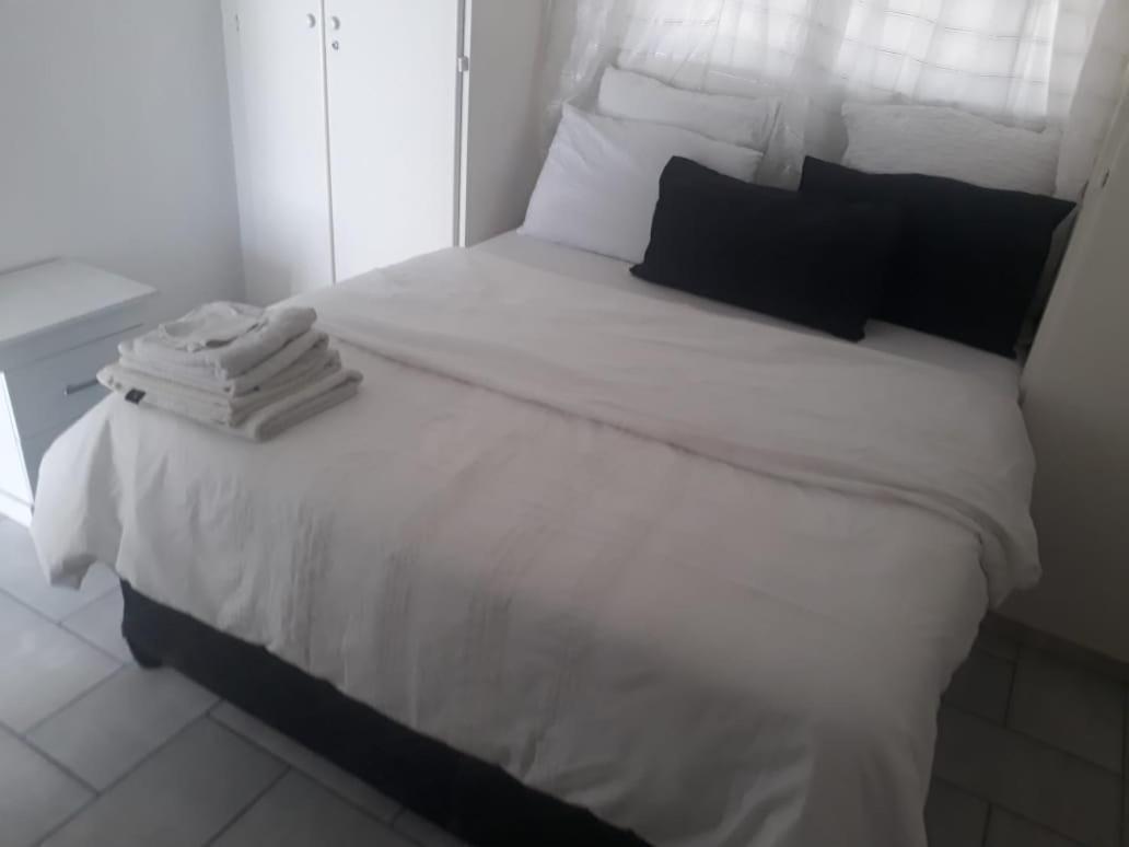 The Apartment On Katherine Street In Central Sandton ヨハネスブルグ エクステリア 写真